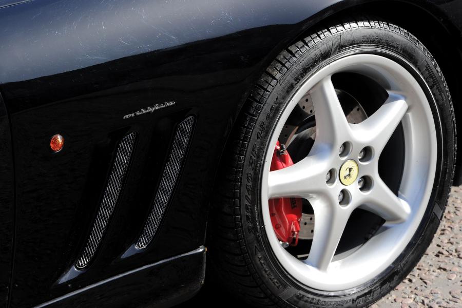  Ferrari 550 Maranello 1999 года  (фото 7 из 18)